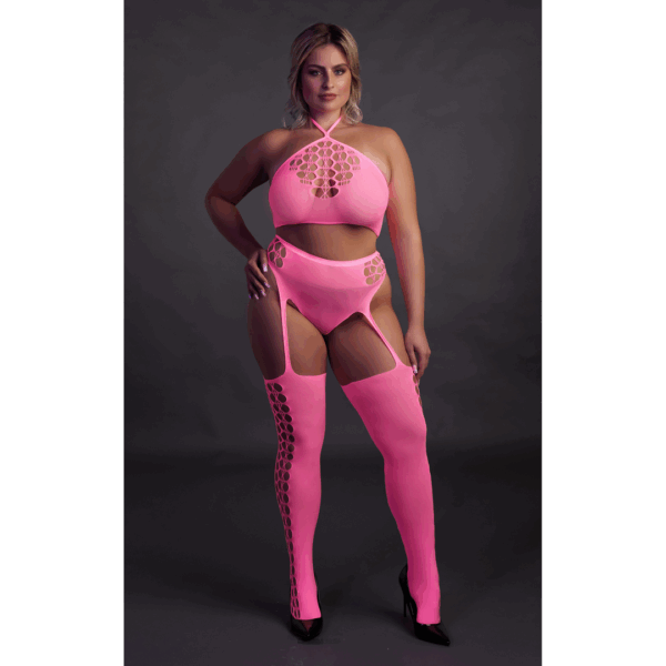 making it ideal for both party wear and intimate moments.Comfortable Stretch: Crafted with comfortable